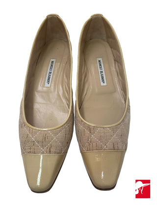 Manolo Blahnik quilted cork cap-toe flats size 40