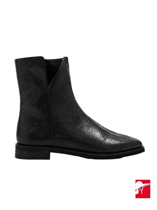 Ellen Tracy Becky short bootie NEW size 9