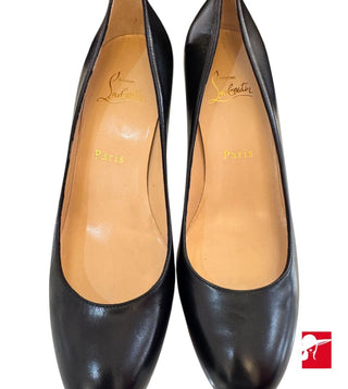 Christian Louboutin simple leather pump NEW size 38.5