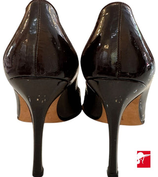 Manolo Blahnik patent pumps size 36.US 6