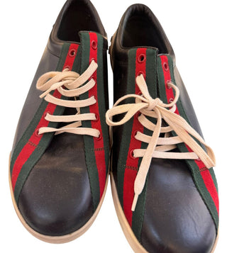 Gucci vintage men's leather lace up sneakers