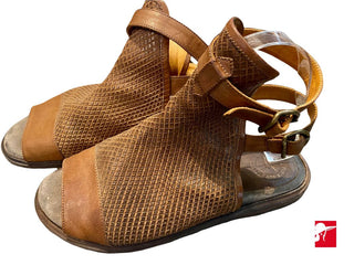 Fiorentini + Baker double strap sandals size 39